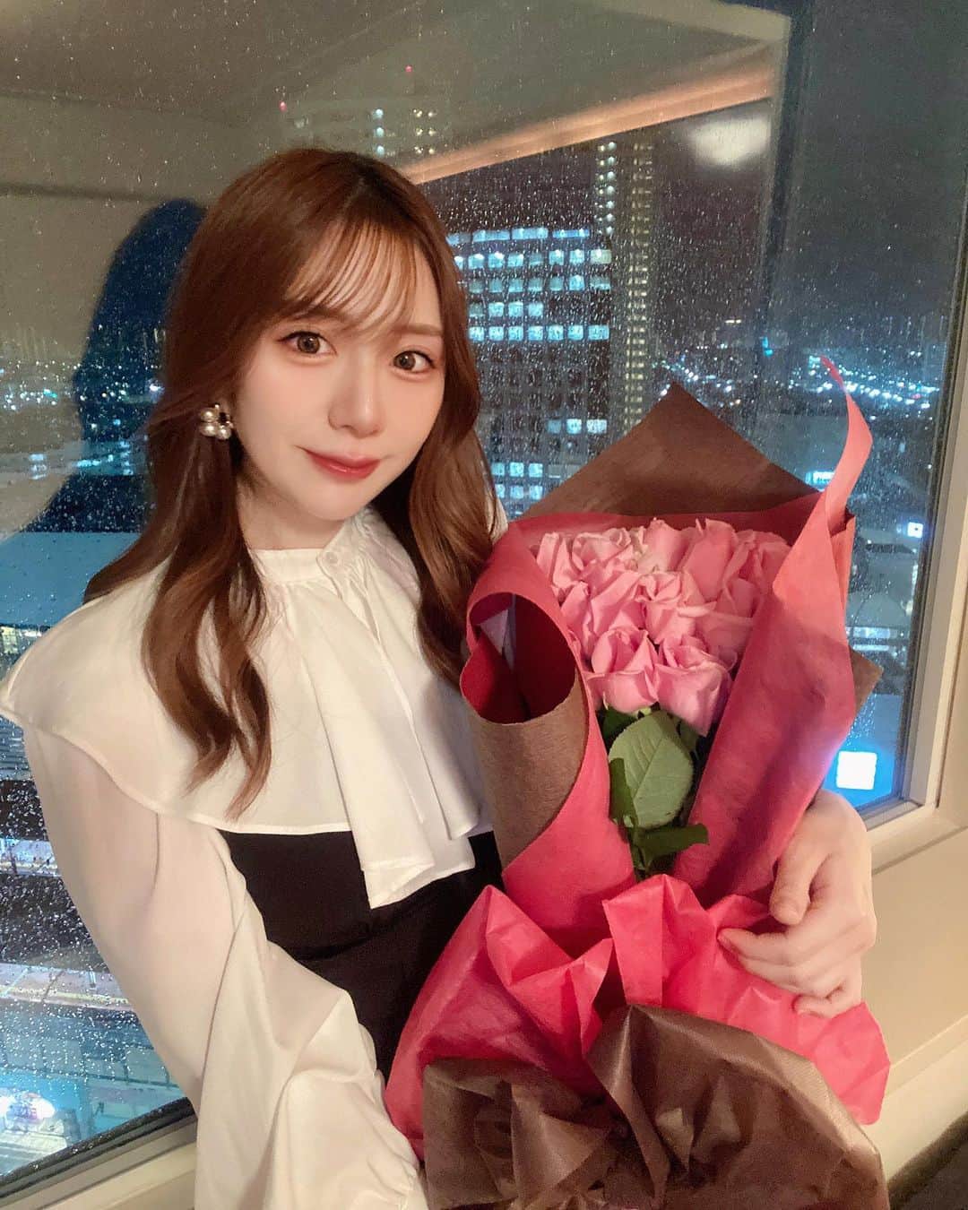 ゆいみんのインスタグラム：「⁡ ⁡ ⁡ 5日前に誕生日を迎えて 24歳になりました︎⸜❤︎⸝‍」