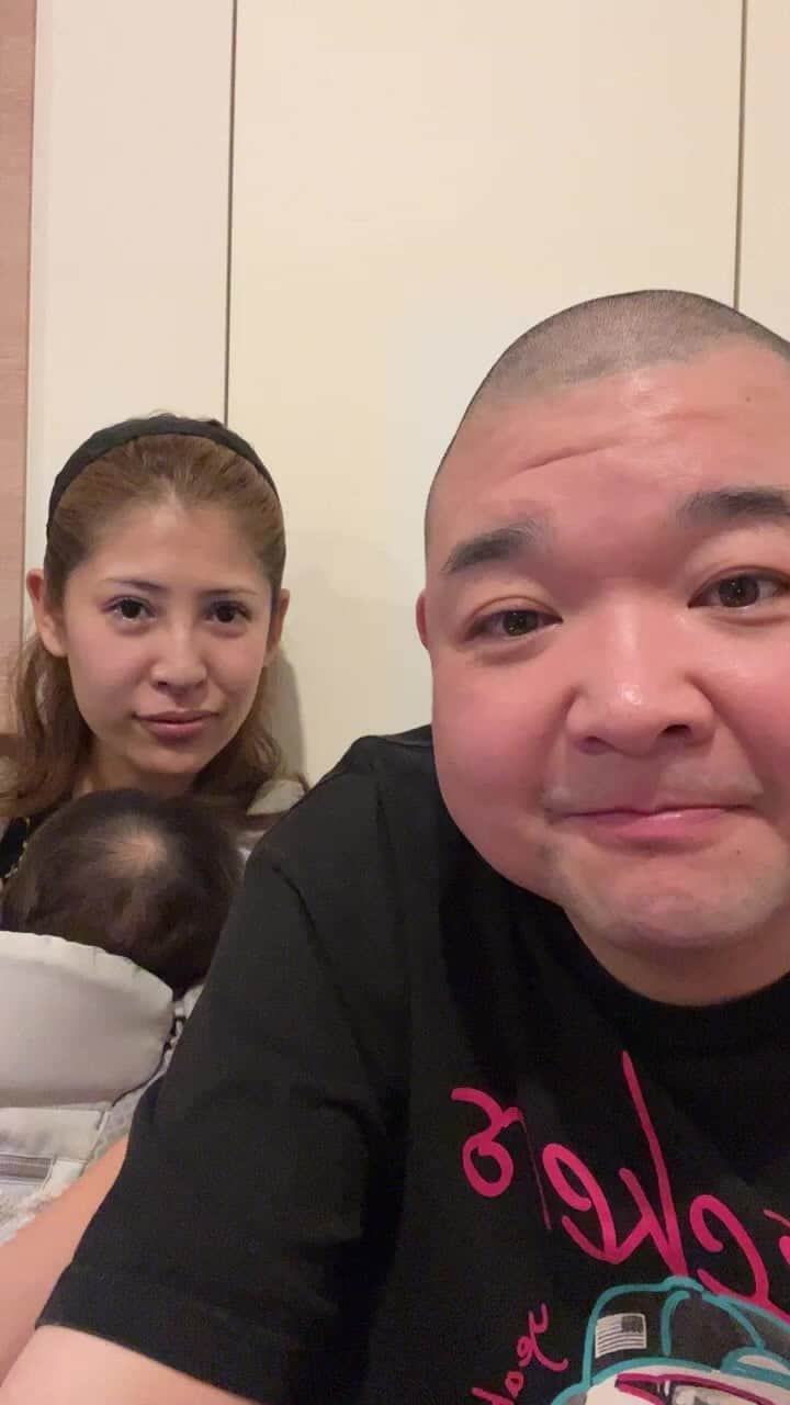 内山信二のインスタグラム：「久しぶりにインスタライブ‼️」