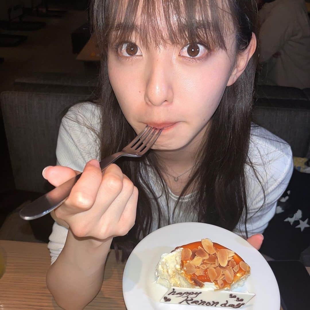 宮原華音さんのインスタグラム写真 - (宮原華音Instagram)「🎂🎂🎂  誕生日お祝いしてもらった 投稿続きます😍  幸せです！ ありがとうございます！  #サプライズ #サプライズバースデー #バースデーケーキ #バースデーサプライズ #誕生日」4月9日 22時03分 - miyahara_kanon