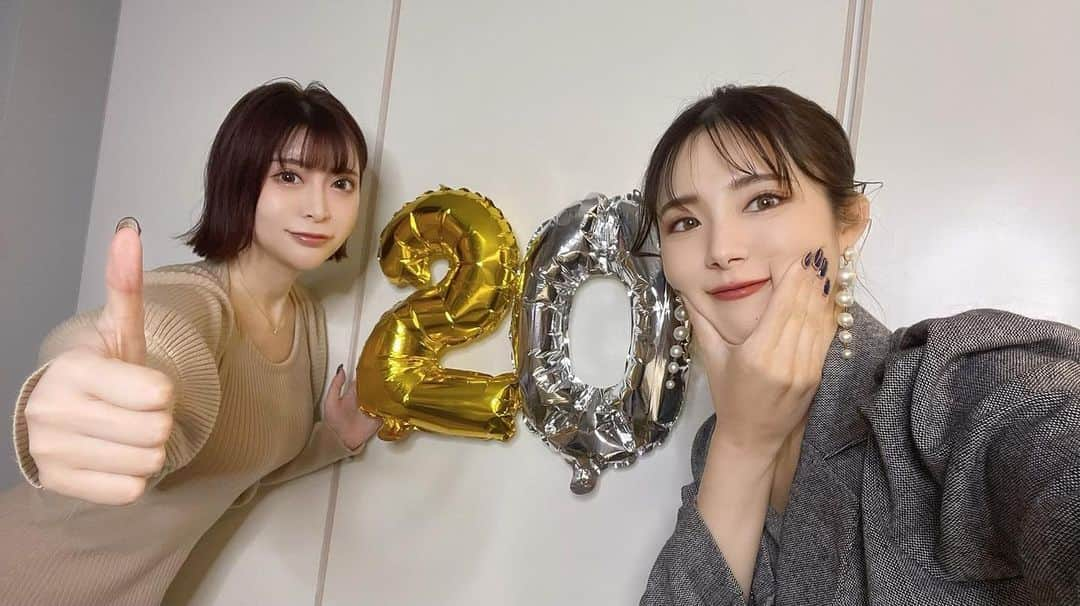 ますぶちさちよさんのインスタグラム写真 - (ますぶちさちよInstagram)「登録者20万人達成しました😭💞本当に本当に本当にありがとうございます🙇‍♀️✨ これからもぬうちゃん(撮影編集相方)と楽しく美味しく食べて飲んでいくのでお付き合いください😚  20万人ありがとうございます企画として！まず14日木曜にプレミアム配信を行います！そこではなんと…！20万人にちなんで20合のご飯をぬうちゃんと食べます🍚最初に言っておきますがぬうちゃんは超少食です🙋‍♀️ そして！次の日15日金曜日はLIVE配信です！🍻久々の一升瓶LIVEを予定しておりますので皆んなも胃袋と肝臓を整えておいてね🥰  改めて20万人本当にありがとうございます🙇‍♀️ これからもよろしくね✨ あー幸せーー🔥  #爆食ますぶちさちよチャンネル #ますぶちさちよ　#大食い #大食い女」4月10日 1時11分 - sachiyomasubuchi___