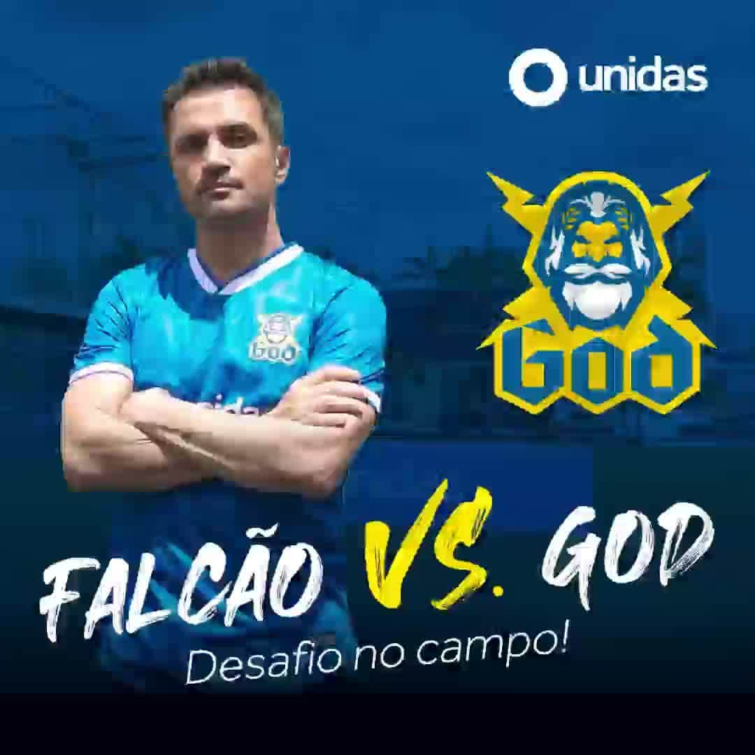 アレッサンドロ・ローザ・ヴィエイラのインスタグラム：「O Rei do Futsal @falcao12oficial convocou uma revanche contra a @god.unidas. 😱  Mas o que ele não esperava é que os deuses do Olimpo contaram com o super reforço da @raquelfreestyle. O que será que aconteceu nesse desafio, hein? 👀  Para descobrir é fácil! É só acessar o canal da @unidas no YouTube pelo link da bio (perfil da Unidas).   #VamosJuntos #GoGodUnidas #FalcaoxGOD #Unidas #Futsal」