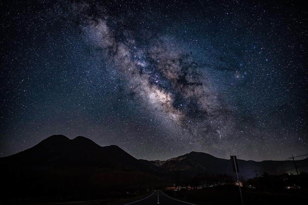 ウィルソン嶺さんのインスタグラム写真 - (ウィルソン嶺Instagram)「天体観測🔭💫」4月10日 16時37分 - reireigram00