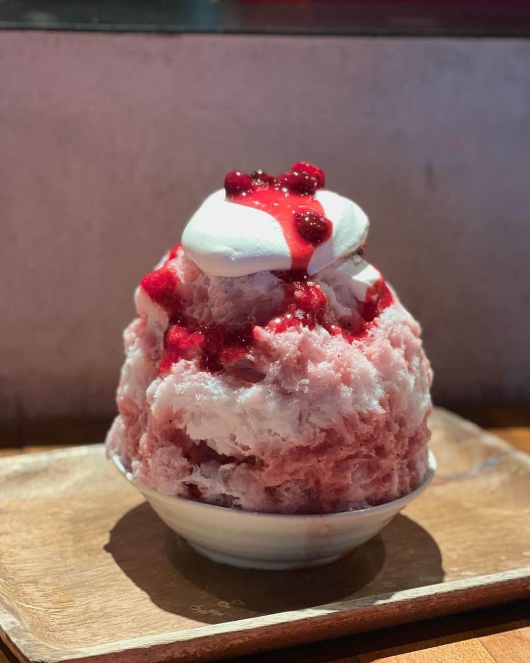 佐山彩香のインスタグラム：「🍧🤤🥶🌈✌🏻💓 #かき氷#かきごおりすと」