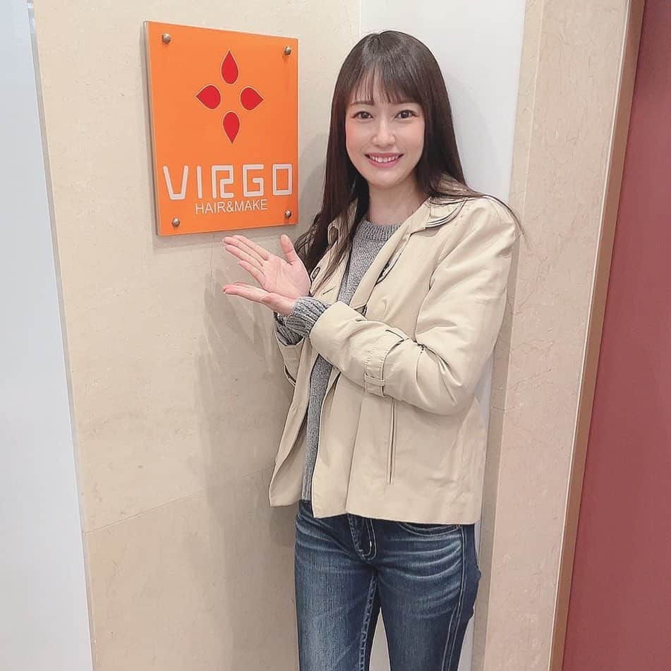 のインスタグラム：「💇🏻‍♀️  原宿のVIRGO でサラツヤにして頂きました✨  もう通い始めて5年？6年？？  いつもお忙しい中 丁寧に艶髪をありがとうございます☺️💕  @hair_virgo  #virgo  #原宿 #美容室  #beautysalon  #hair  #hairsalon  #黒髪ロング  #地毛 #ロングヘア #前髪  #40代ヘアスタイル  #40代  #ママ #シングルマザー #single  #mom  #ヴィルゴ  #longhair  #ツヤツヤ  #さらさら    #吉山りさ #モデル #freemodel  #freelancemodel  #撮影モデル」