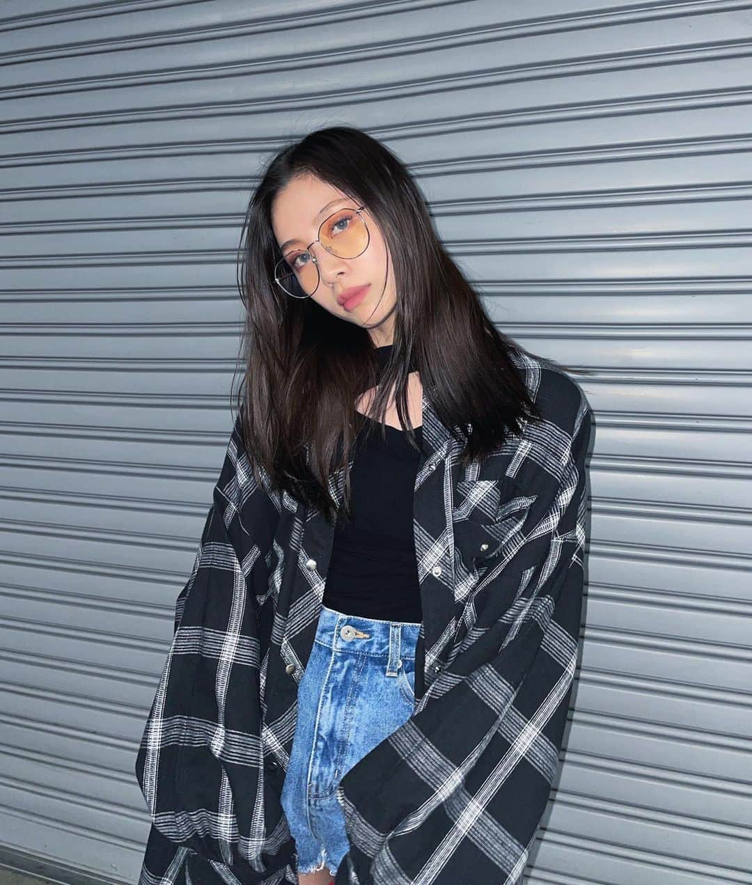 honoka のインスタグラム：「めがねないと無理生活。 花粉飛びまくりー🥹」