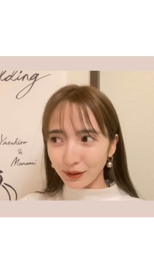 平木愛美のインスタグラム：「mom & baby  night routine 🌙💕  ワンオペの夜。（生まれてからけっこう多かったかなー👶🏼）  １歳を過ぎてこの頃はだいぶ👱🏿‍♂️がパパになってきたけど🤔😳👏笑  おかげでずーっと絶賛ママっこで、可愛い愛おしいべびまるです👧🏼💖  マミーには甘えたさんすぎる🦖🧡  ただ私がマミーとか言っちゃうからむずかしいらしく、わたしのこともパパって呼ぶし、なんでもパパって呼ぶ。笑👨🏻omg（ずるい🥺）  ナイトルーティン動画は、かなりリアルな日常のシーンで。 保育園帰宅後〜べびまるとじゃれたり💓👼 作り置きの冷凍ご飯たり、ワンオペお風呂たり、まさかの初のおトイレ成功だったり🚽💫✨ セルフねんねだったり。😪🌜  私の素な部分とか、雑な部分とか、てきとーな部分とか、色々でておるかと思いますが、あたたかく見守ってくださいませ😂🧡」