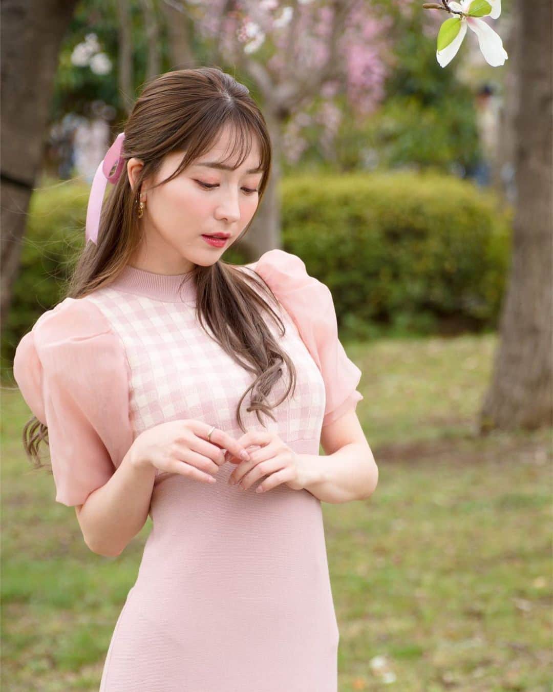 堀尾実咲のインスタグラム：「goodmorning🌸  #桜 #さくら #サクラ #お花見 #花見 #お花見デート #お花見コーデ #大島小松川公園 #小松川公園 #cherryblossom #eimyistoire」