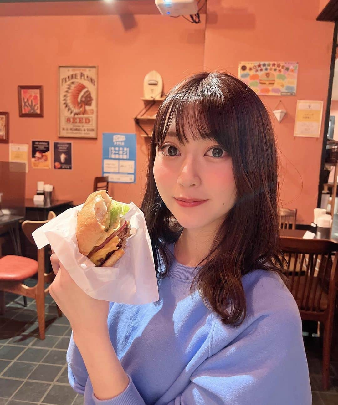 田中めいのインスタグラム：「🍔🥤」