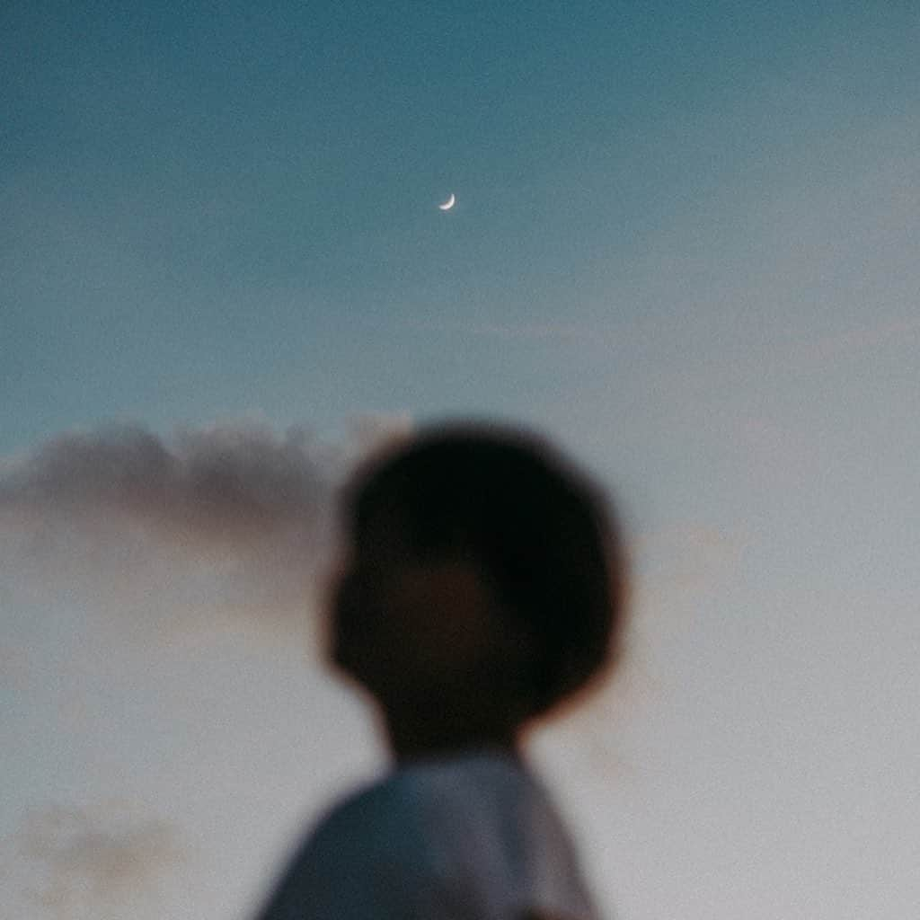 岸本セシルさんのインスタグラム写真 - (岸本セシルInstagram)「📷by @im_nonchan  . . . また撮って🌙 . . . #okinawa #sunset #beach #私が撮ったのんちゃん良くない？　#自然が生み出すアート」4月12日 20時31分 - cecil_lu