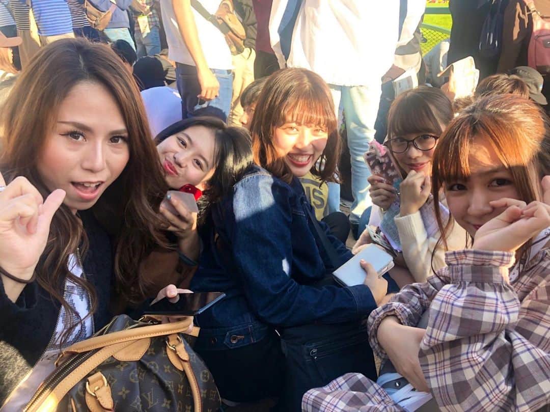 のインスタグラム：「常に自分を更新していきたい。  自分に課した約束は 守れるように、日々取り組む  そしたら 未来はもっと笑ってるんだろうな💗  昔の写真笑、幼い笑」