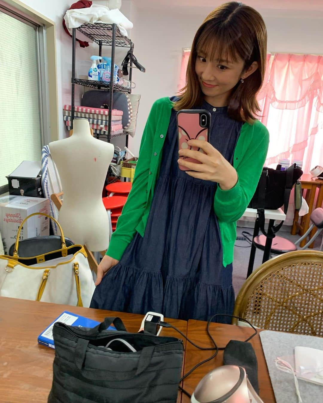 小倉優子さんのインスタグラム写真 - (小倉優子Instagram)「今日の衣装です🌟  These are  clothes I wore today💕  ワンピース / AMERICAN HOLIC カーディガン / YECCA VECCA」4月12日 18時12分 - ogura_yuko_0826