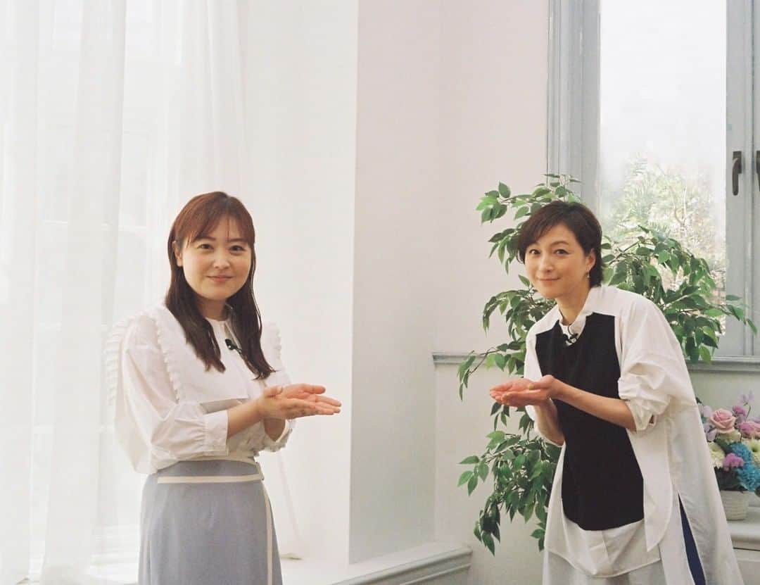 広末涼子さんのインスタグラム写真 - (広末涼子Instagram)「. 『ZIP!』 　　　明日、朝 7：15頃✨  「mito_meets」のコーナーで、水卜麻美アナウンサーとお話しさせていただきました。  (⚠️生放送のため、放送内容が変更になる可能性があります。)」4月12日 18時58分 - hirosue_staff