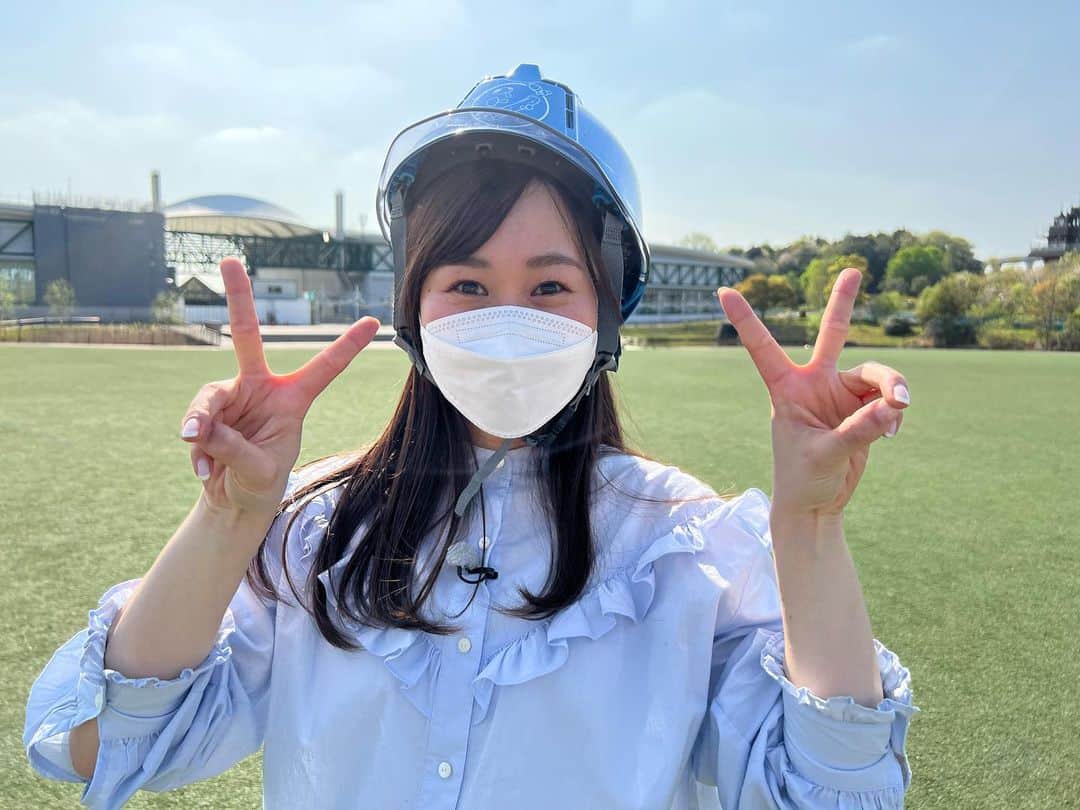 のインスタグラム：「🌳☘️🌼🌲🐾  今日は今大注目の“ジブリパーク”の取材に行ってきました🥺✨✨  詳細はまた後日お伝えしますね🍀  #ジブリパーク #愛・地球博記念公園 #童心にかえってダブルピース✌️笑」