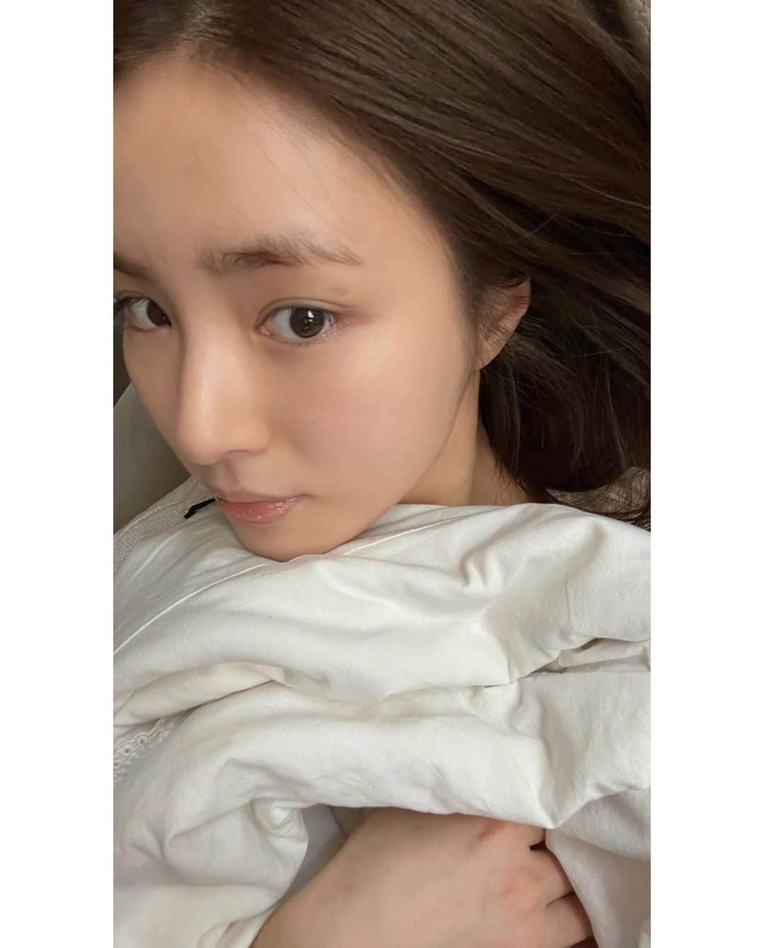 シン・セギョンのインスタグラム：「☀️」