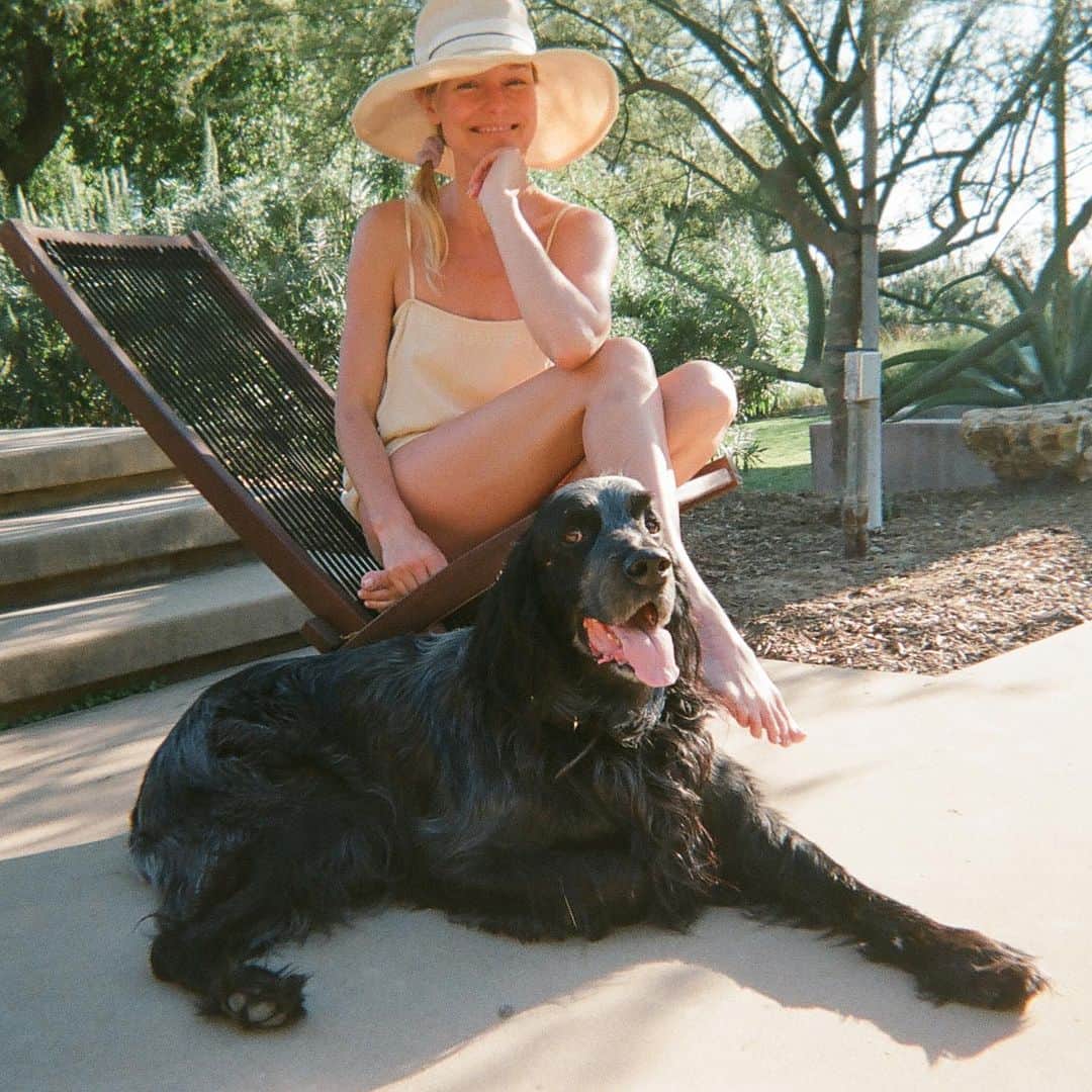 ケイト・ボスワースのインスタグラム：「National Pet Day was yesterday, my animals had no idea as they think every day is their day 💁🏼‍♀️」