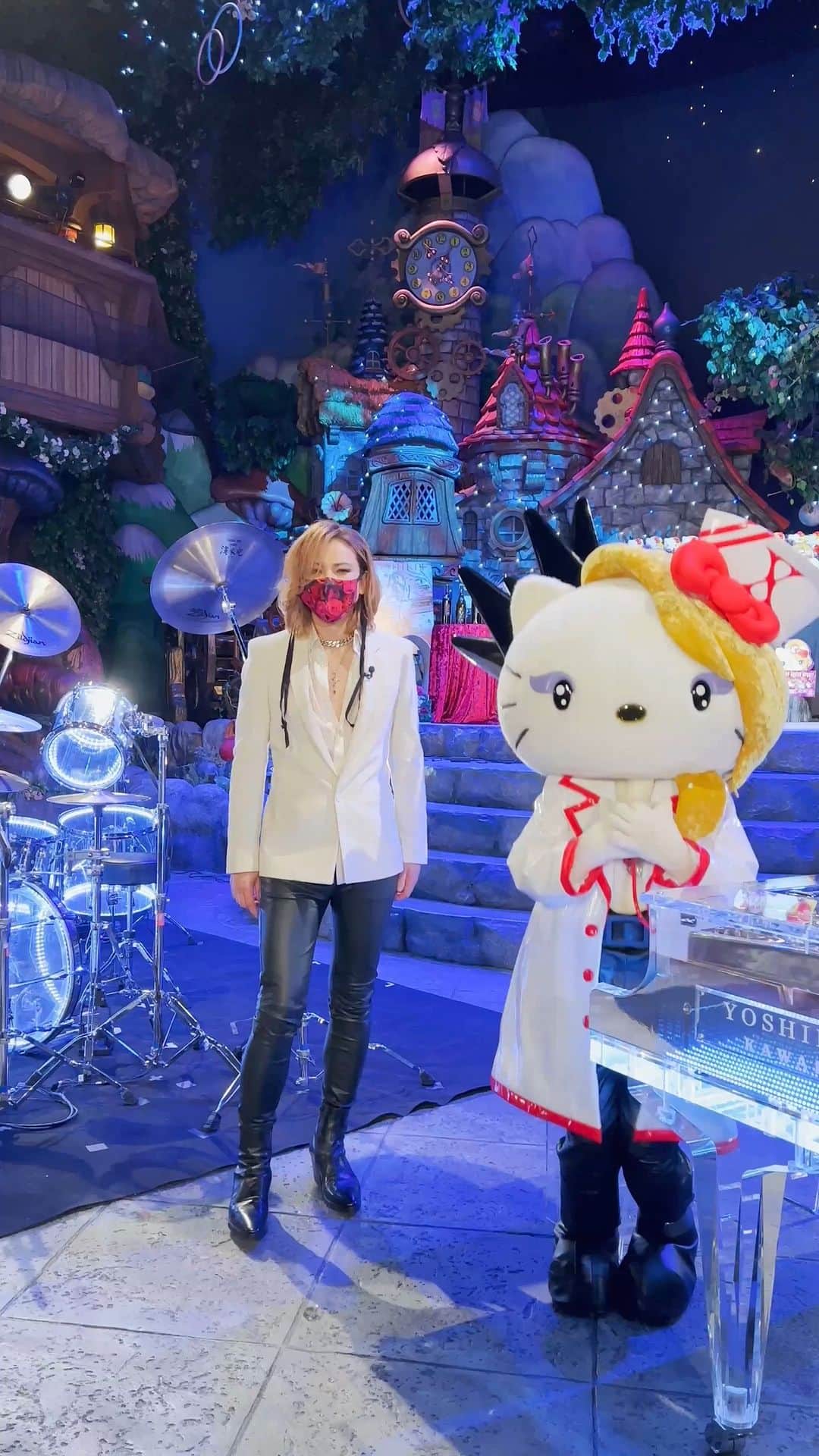 のインスタグラム：「The #SanrioCharacterRanking first update will be announced in just a few hours! Please VOTE NOW & every day until May 23rd and support #yoshikitty!  Link in bio: https://ranking.sanrio.co.jp/en/characters/yoshikitty/  #HelloKitty x #YOSHIKI #teamyoshikitty #チームyoshikitty #Sanrio」