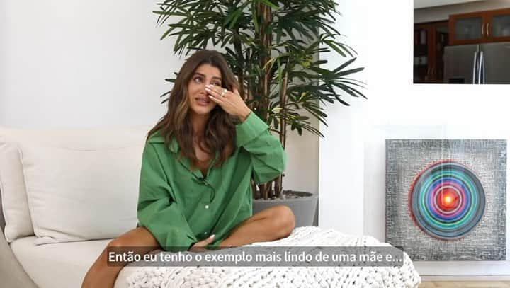 Camila Coelhoのインスタグラム：「MY FEARS & the Mom I would like to be to this precious child🥺🤰🏽 Got super real and emotional on Episode2 of my #Pregnancy Series - LIVE now on YT! (Link on stories)  ————— Meus MEDOS e a mãe que gostaria de ser pra esse neném que está crescendo dentro de mim!🥺! Episódio 2 da série acabou de entrar no ar! Falei sobre vários medos e acabei me emocionando muito. (Link no stories)」