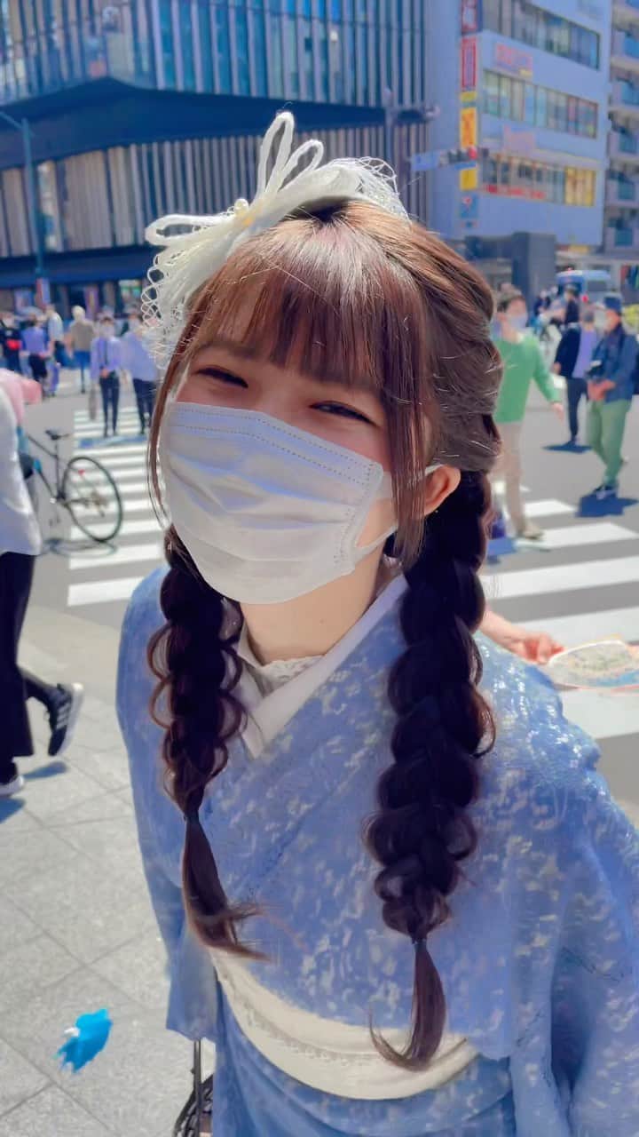 月愛きららのインスタグラム：「かわいいレース着物(∩˃o˂∩)♡浅草デートなうに使っていいよう☺️  #レース着物 #梨花和服」