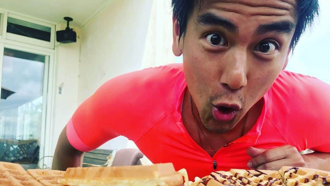 エディ・ポンのインスタグラム：「on this day 2018/04/13」