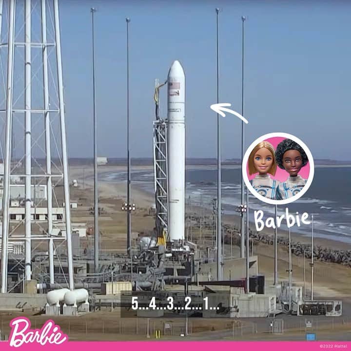 のインスタグラム：「3, 2, 1…LIFTOFF! 🚀 #Barbie has some exciting news to share tomorrow, and it’s out-of-this-world... stay tuned for more! #YouCanBeAnything」