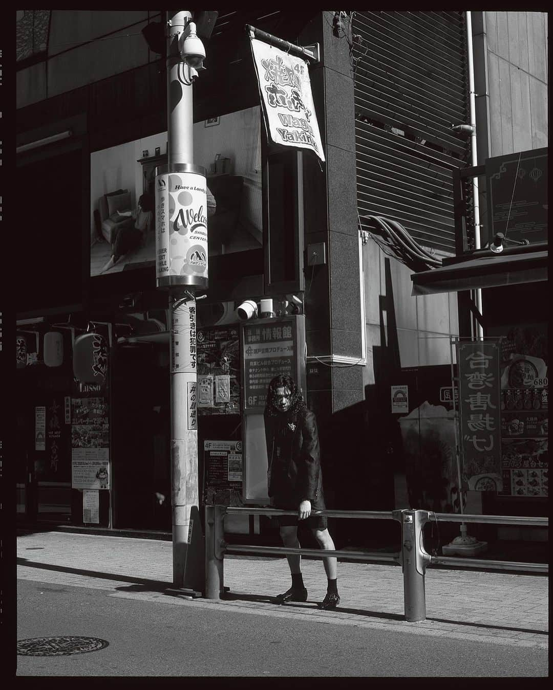 今村怜央さんのインスタグラム写真 - (今村怜央Instagram)「SWAG HOMMES SS22 ISSUE14 DREAMER Dreams of The Orient | SAINT LAURENT . Photography_ @chikashisuzuki1972 Styling_ #michikokitamura Hair_ @amano_onama  Edit_ @kentaro_okuzawa . #ysl #saintlaurent #anthonyvaccarello #swaghommes #fashionphotography #fashionmagazine . @ysl @anthonyvaccarello @swag.hommes」4月15日 4時35分 - guerrilla_works