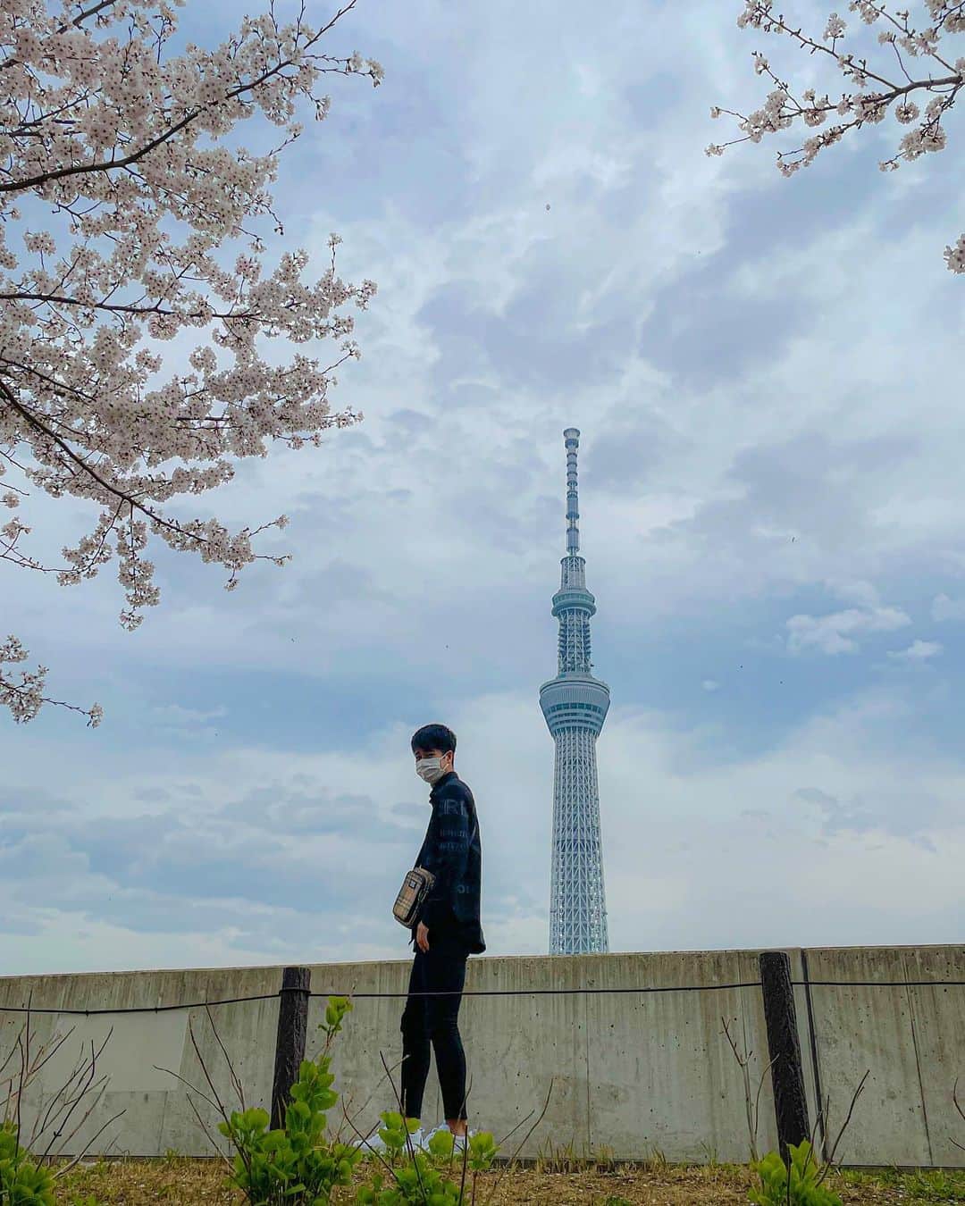 多田修平さんのインスタグラム写真 - (多田修平Instagram)「スカイツリーと僕。」4月14日 23時27分 - shuhei_0624