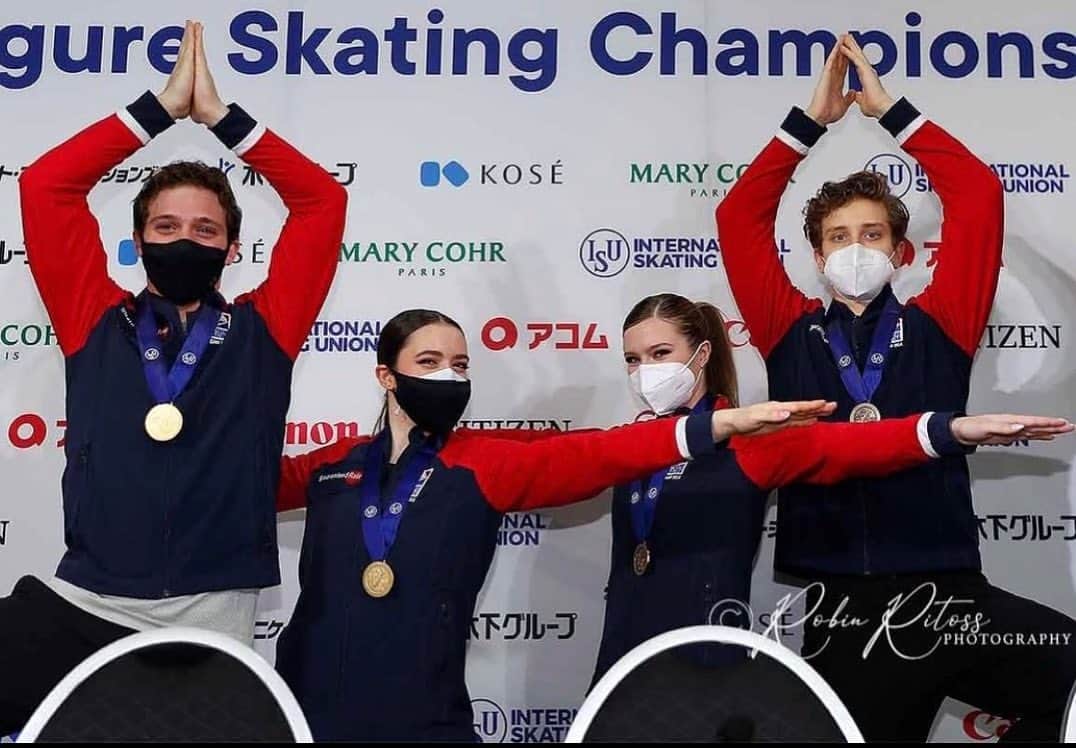 マイケル・パーソンズのインスタグラム：「Throwback to one of my favorite moments of this past season with some of my favorite people 😊 And best of luck to all the skaters in Tallinn this week for Junior Worlds!!」