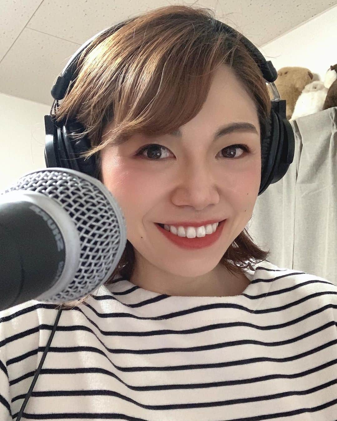 小林アナさんのインスタグラム写真 - (小林アナInstagram)「この後9:00～正午はfmさくだいら 佐久平Ana to you！ テーマは揚げ物！からあげマヨ必須♡天麩羅は塩♡とんかつ♡ポテチ♡ドーナツ♡など皆さんの好きな揚げ物とそのこだわりの食べ方を教えてください！ 全国で聴けます！メールもぜひ✨今日も立ちスタイル！ http://www.fmsakudaira.co.jp #アナトゥーユー」4月15日 8時54分 - genkobiribiri