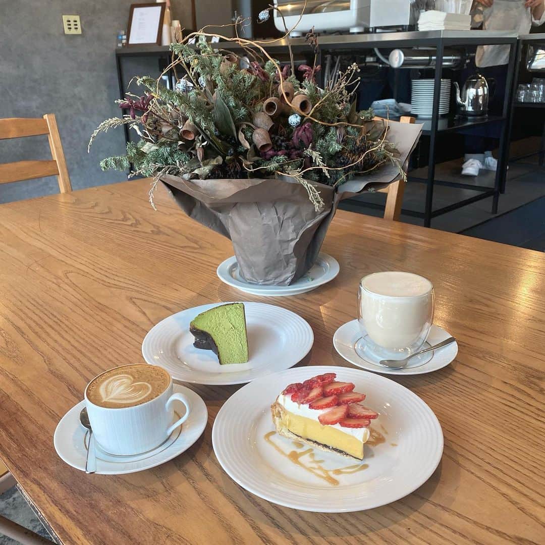 本間日陽のグルメインスタ