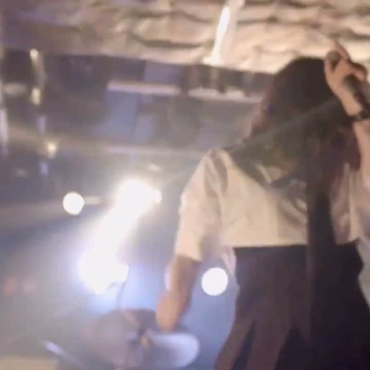 Ryokoのインスタグラム：「ЯeaL 公式YouTubeにて もうちょっと長めに見れます🫀 #ЯeaL #girlsband #rockband #japan #vocal」