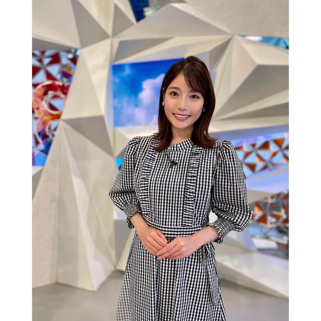 竹俣紅のインスタグラム：「☀️ 今週も『めざまし8』を観ていただきありがとうございます。 ⁡ 寒暖差が大きいので、体調を崩されないように週末をお過ごしください。 ⁡ きょうのほんわかニュースでは、 話題のリアルすぎる犬の着ぐるみをご紹介✨ あの中に人間が入っているなんて、信じられないですよね！ みなさんは、変身するとしたら、何の動物がいいですか？☺️ 私は、ゴマフアザラシかな笑 ⁡ また来週もよろしくお願いします！ ⁡ #めざまし8」