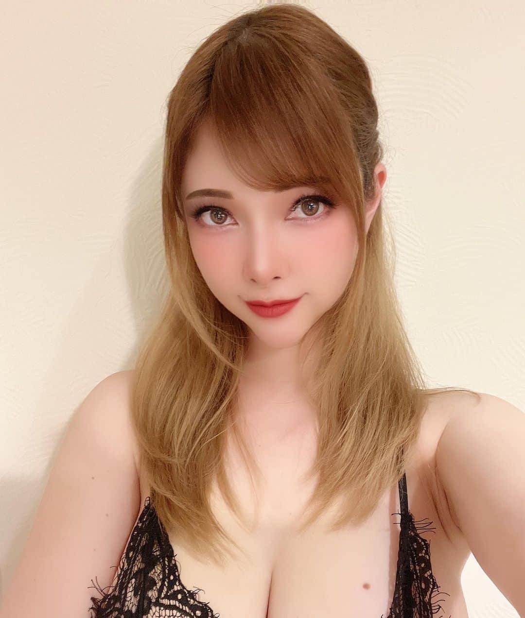 のインスタグラム：「😛😛😛#me #selfie」