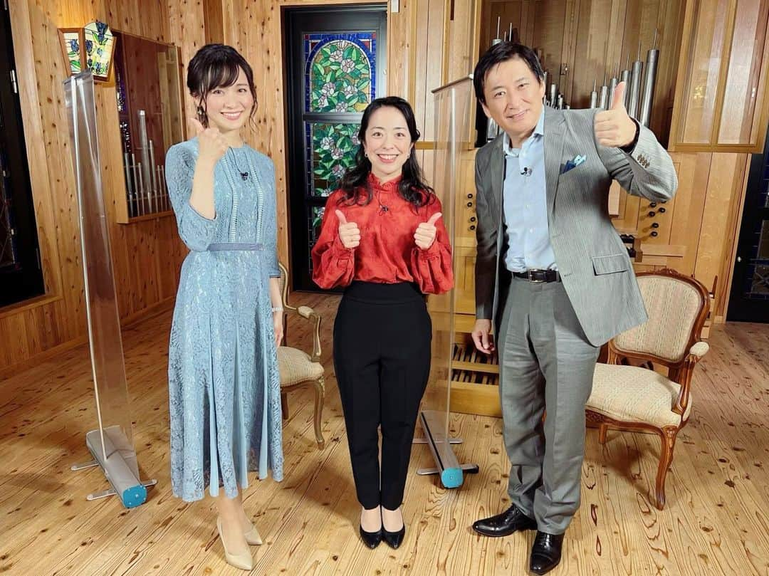 繁田美貴さんのインスタグラム写真 - (繁田美貴Instagram)「*＊ 今日も素敵な朝のおともにぜひ♪ #BSテレ東  #毎週土曜 08:30〜 #エンターザミュージック #藤岡幸夫 さんが #プロデューサー と #広報宣伝部長 を務める #カルテット #The4PlayersTokyo #T4PT から #第2ヴァイオリン の #遠藤香奈子 さんをゲストにお迎えし、 #ベートーヴェン の #弦楽四重奏曲 第3番と第16番をお届けします！ #🎻」4月16日 7時27分 - handa_miki