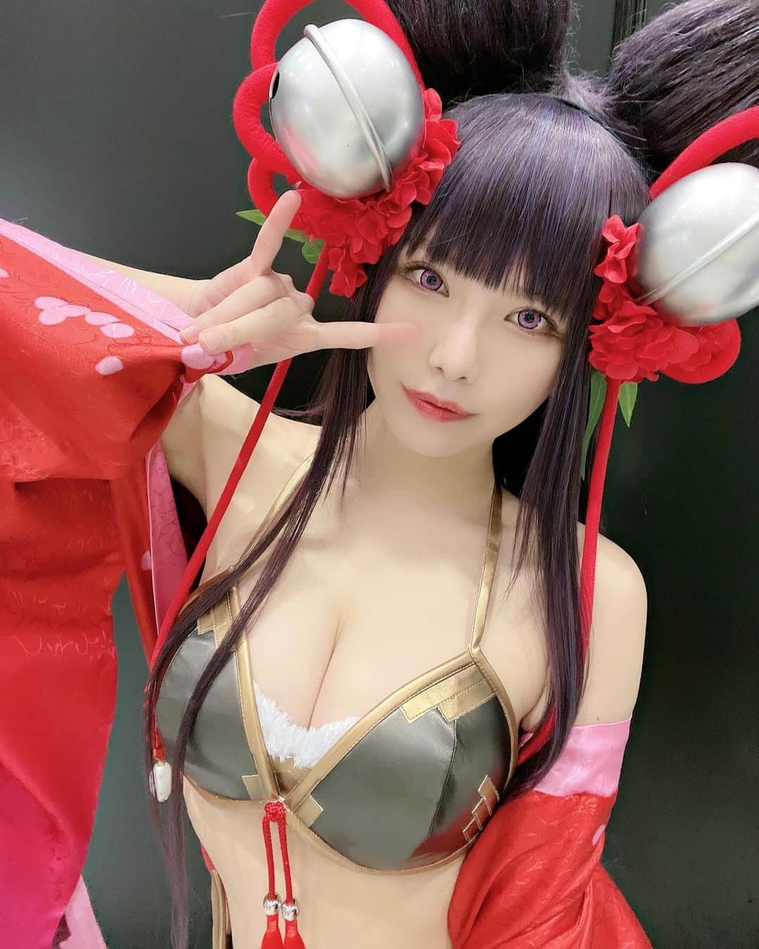 プラネットオシリスのインスタグラム：「. . グラブルEXフェス2022 公式サイトがオープンしました✨ . オフィシャルキャスト ユエル役で出演させて頂きます🦊❤️‍🔥 私は仙台、名古屋に出演します！ . . 久しぶりのオフラインイベント とっても嬉しいです🥰 一緒に楽しみましょう❤️‍🔥❤️‍🔥❤️‍🔥🦊 . . . #グラブル#グランブルーファンタジー#ユエル#コスプレ#コスプレイヤー#グラブルフェス#グラフェス#グラブルexフェス  #granbluefantasy#cosplay#cosplayer」