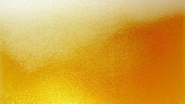 のインスタグラム：「【オリオンビール　クリアフリー】 CMに出演させていただきました。  完成！ビールのような爽快感🍻  ノンアルですが、クゥーーって言いたいあなた。 呑めない日があっても、南の島の風を感じたいあなた。  『オリオン クリアフリー』は如何ですか。  三ツ星かざしてあっり乾杯！  #オリオンビール #クリアフリー」
