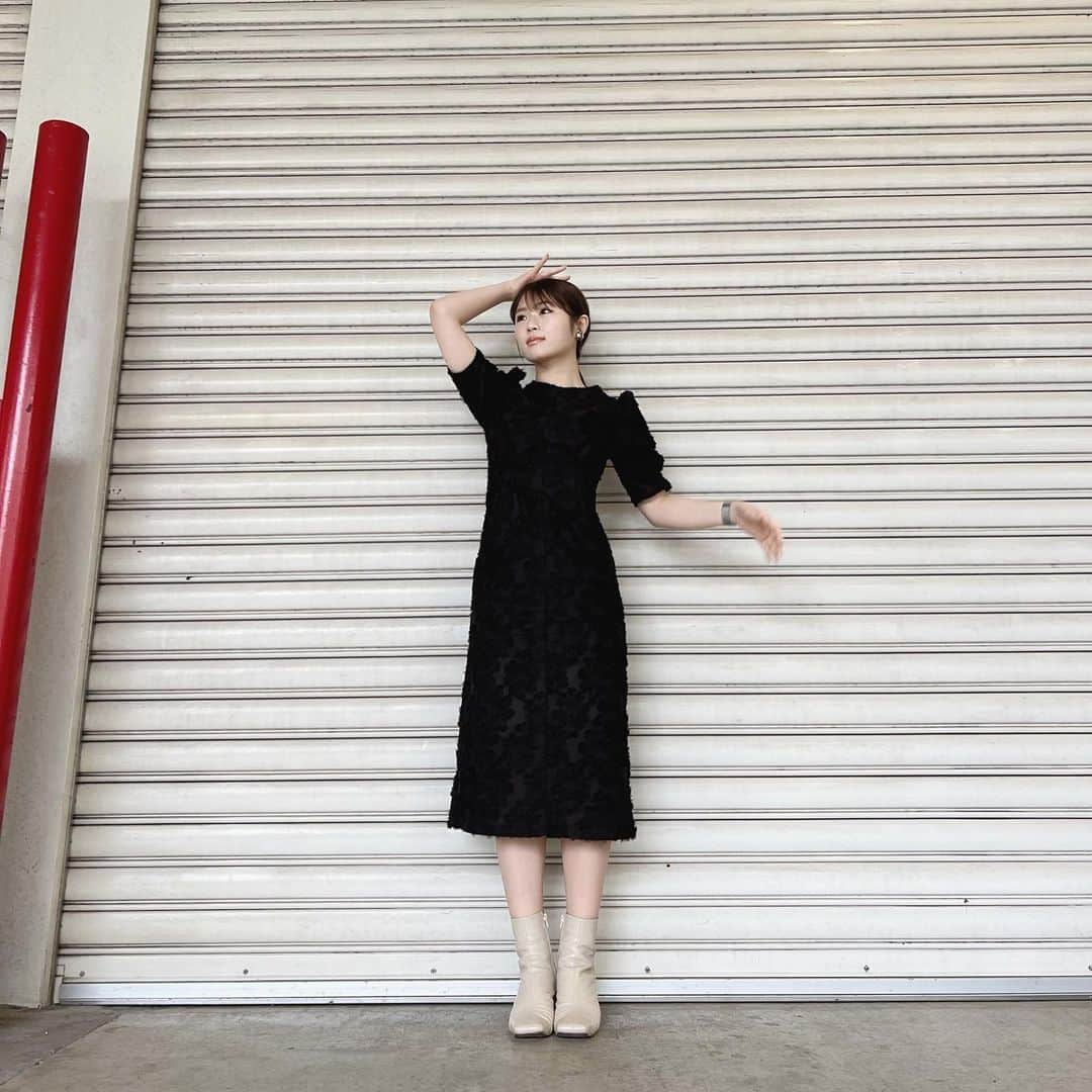 渋谷凪咲さんのインスタグラム写真 - (渋谷凪咲Instagram)「久しぶりに真っ黒着ました🌼  #私服 #なぎ服 #シックなぎ #ootd」4月16日 22時15分 - nagisa_nikoniko