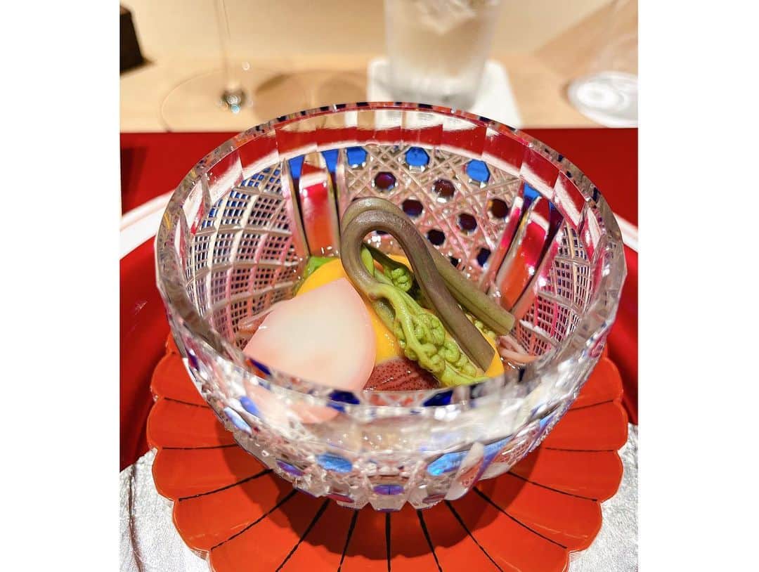 松山英礼奈さんのインスタグラム写真 - (松山英礼奈Instagram)「・ ・ 楽しかった🥳💓 美味しかった満足さん🐈💭❤️  #和食 #名古屋 #河豚 #🐡 #日本酒 #冷酒 #🍶」4月16日 22時16分 - hiiiiiiii0802