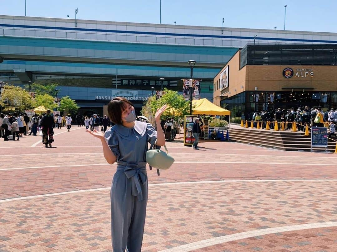 平野美宇のインスタグラム：「甲子園球場着きました⚾️ これから練習です❗️ #FURFUR #マッシュホールディングス #の提供でお送りしました」