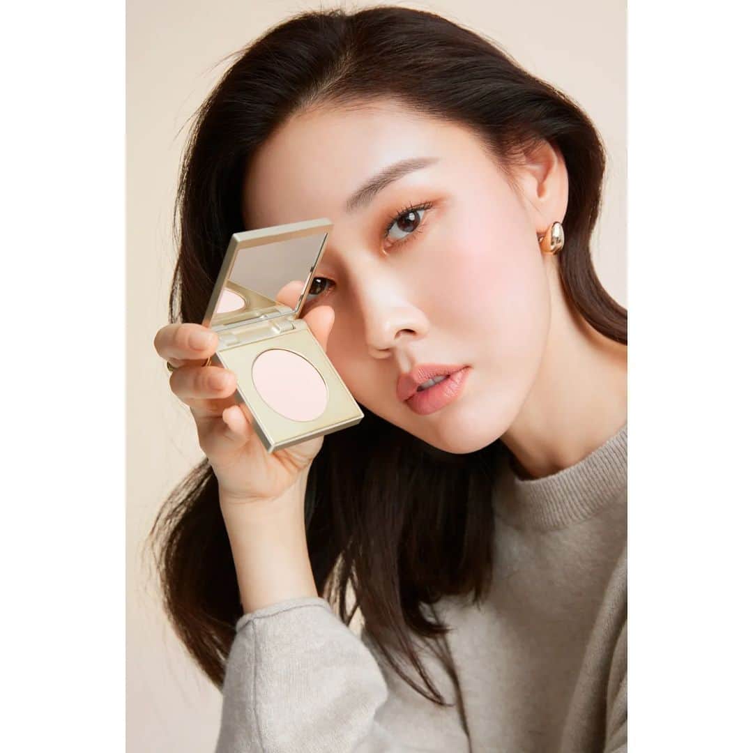 のインスタグラム：「STILA」