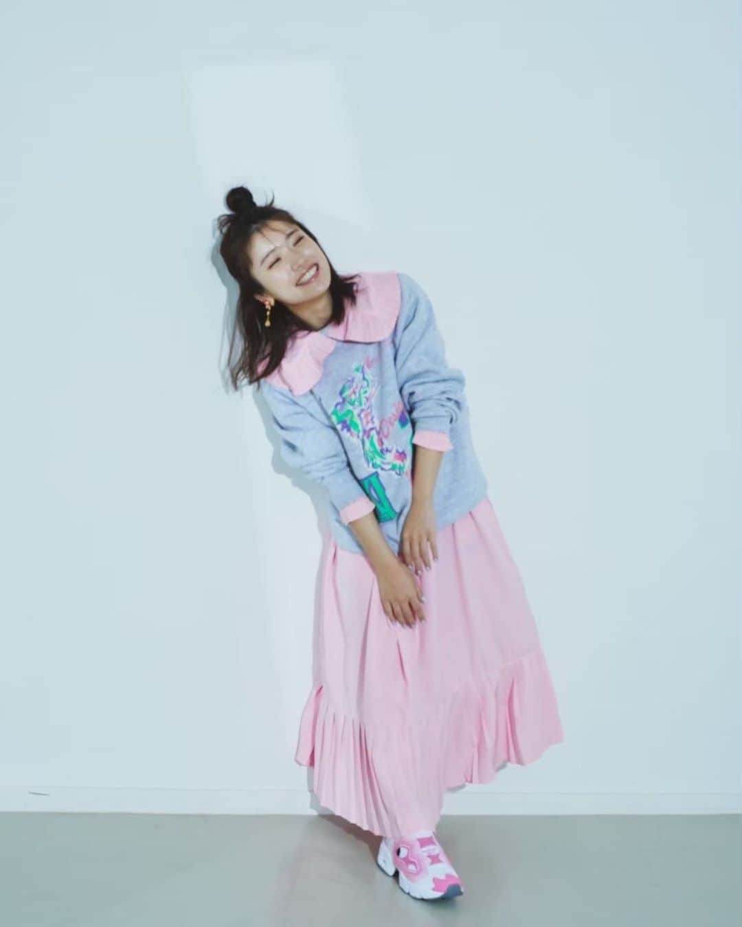 美山加恋のインスタグラム：「photographer/Masataka Kougo  Stylist/Ayako Chiba   Hair&Make-up/Shizuka Satake」