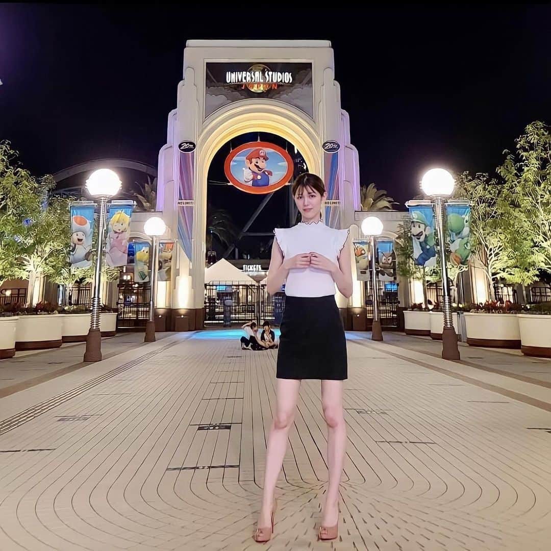 のインスタグラム：「🔅 ユニバのマリオに行きたい🥲  誰か一緒に行こ🥲🍄？？  .  #大阪#usj#ユニバ#ユニバーサルスタジオジャパン#ユニバコーデ #ユニバ写真部 #ユニバーサルシティ #usjコーデ #梅田#難波#心斎橋#美脚#美脚モデル#関西モデル#高身長女子#高身長コーデ #ミニスカート#ミニスカ#タイトスカート#tightskirt #miniskirt#脚長#足痩せ#脚痩せ#ルブタン#スタイル抜群 #modelstyle #asiangirls #asianbeauty #asianmodel」
