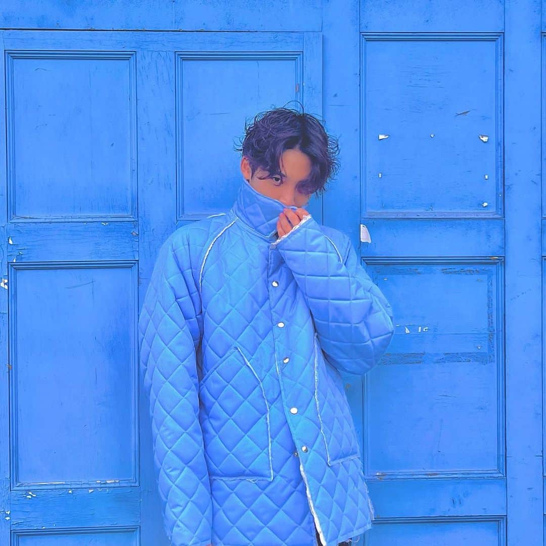 ミンギュのインスタグラム：「💙blue」