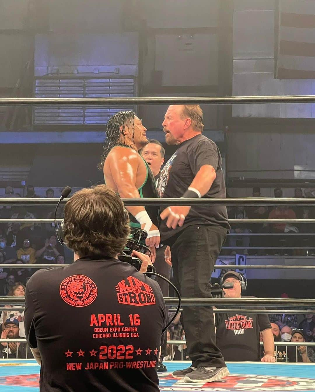 スコット・ノートンさんのインスタグラム写真 - (スコット・ノートンInstagram)「Thank you #bulletclub! It felt great to be back in the ring especially with #goodbrothers @machinegunka @the_biglg along with #aces @hiku_leo @dashingchrisbey @jaywhitenz #4life #toosweet #njpw #njpwworld #scottnorton #overthetop」4月18日 6時20分 - scottflashnorton