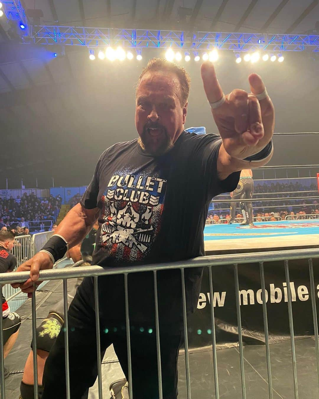 スコット・ノートンさんのインスタグラム写真 - (スコット・ノートンInstagram)「Thank you #bulletclub! It felt great to be back in the ring especially with #goodbrothers @machinegunka @the_biglg along with #aces @hiku_leo @dashingchrisbey @jaywhitenz #4life #toosweet #njpw #njpwworld #scottnorton #overthetop」4月18日 6時20分 - scottflashnorton