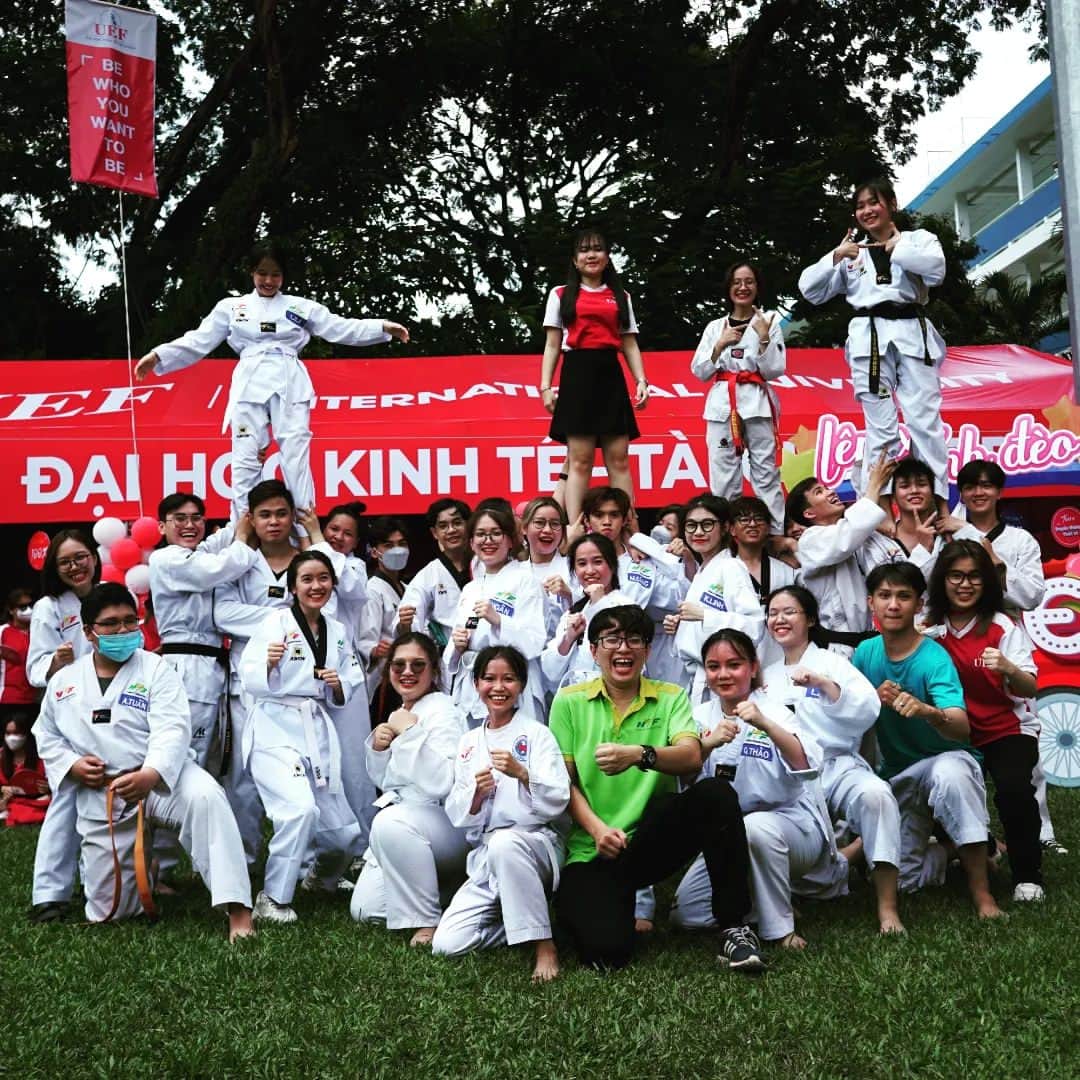 hina_officialのインスタグラム：「CLB TAEKWONDO UEF 🤍」