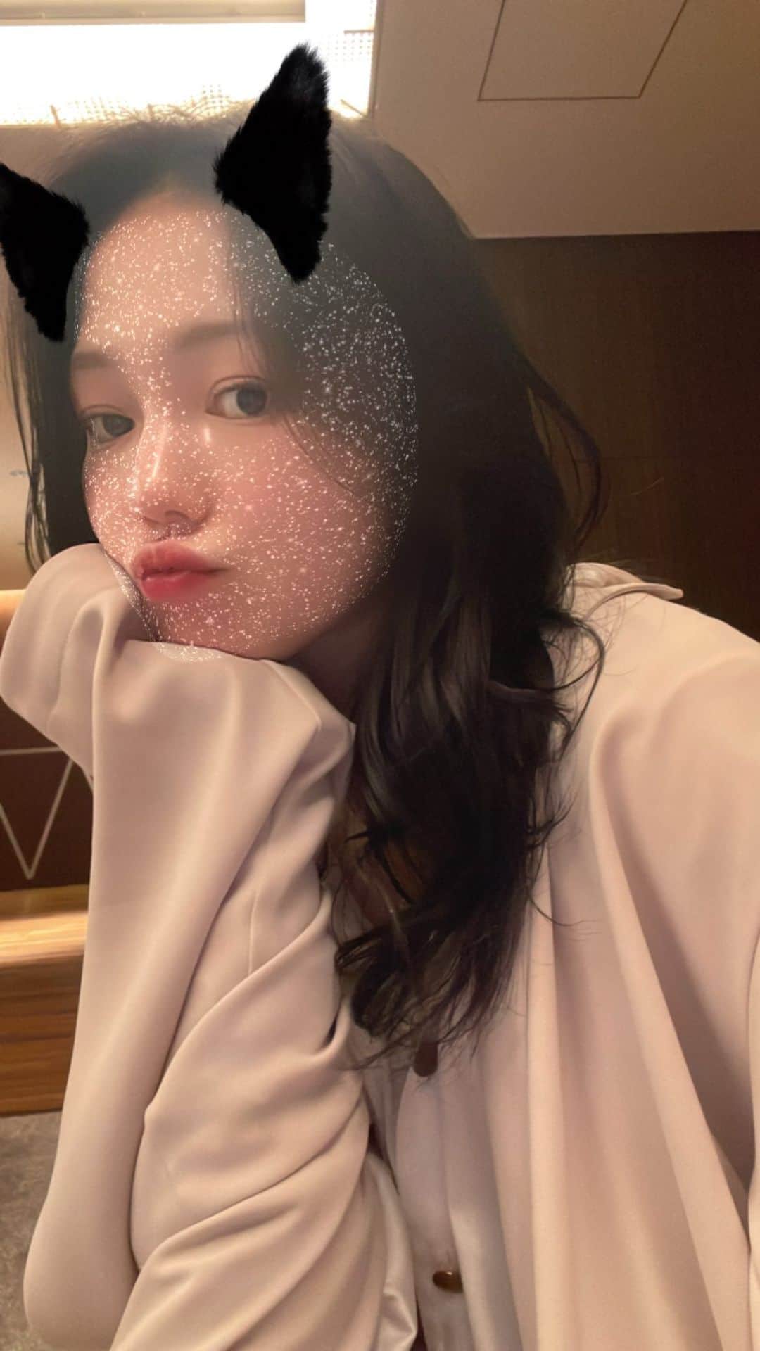 鳥谷部知愛のインスタグラム：「ダークカラー🌿るん  #ロングヘア #ダークカラー」
