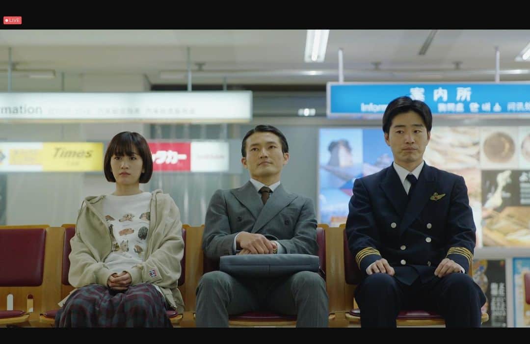 前田敦子のインスタグラム：「. 楽しかったな、、 脚本演出の岩崎くんはじめノーミーツは同世代の方々、みんなの進みに進むパワーは本当尊敬しかないです。出会いに感謝。  ジャルジャルさん、あっちゃん、レイちゃん、グッチ、まきまき、ももうずっと好き  深夜の一度限りの生配信演劇 #夢路空港  5/1 23:59までアーカイブ配信中 配信視聴チケット発売中です。 騙されたと思って見てほしい！」