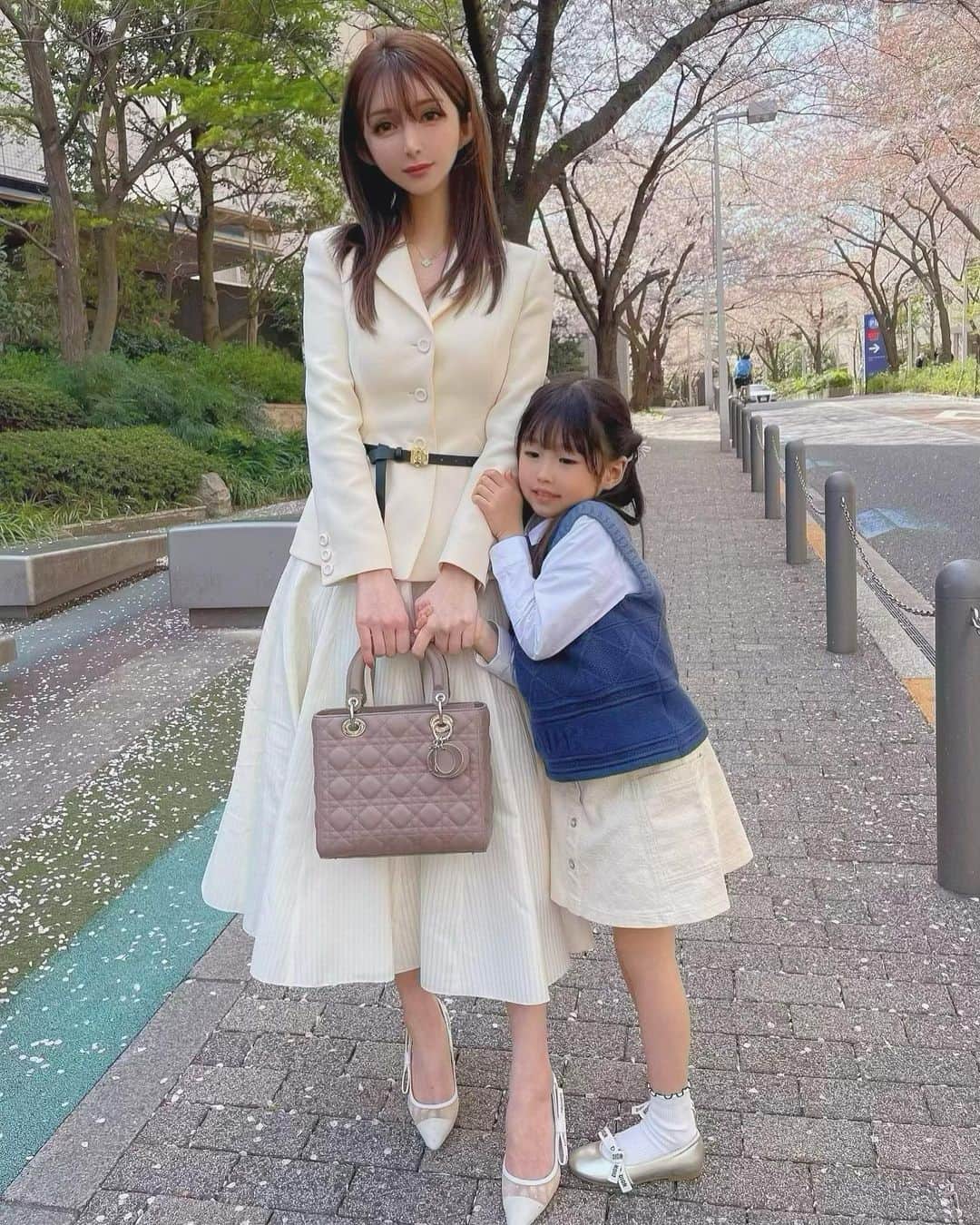 MIRIのインスタグラム