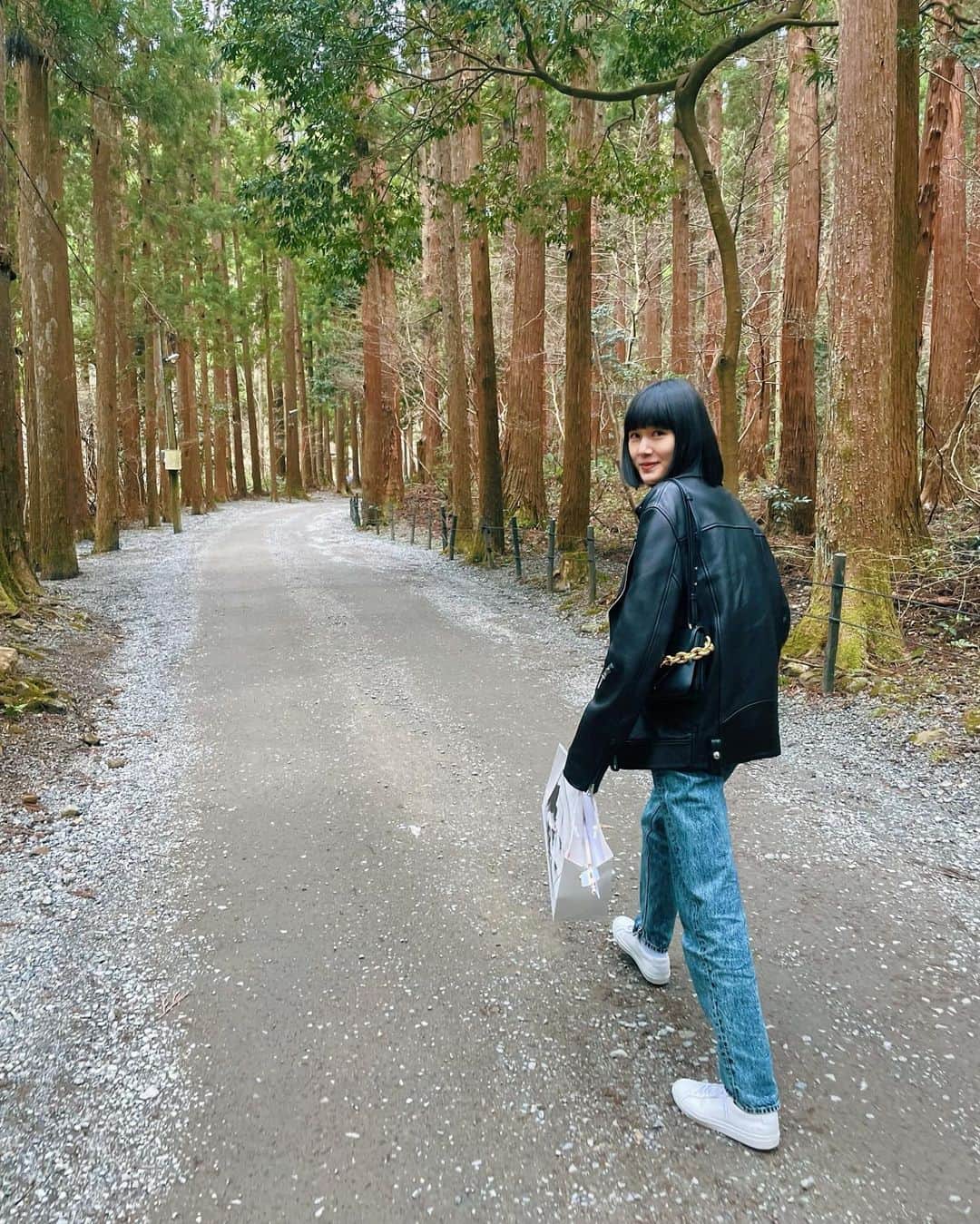 新井貴子さんのインスタグラム写真 - (新井貴子Instagram)「厄祓いへの道のりは険しかった。」4月18日 20時23分 - kikoarai
