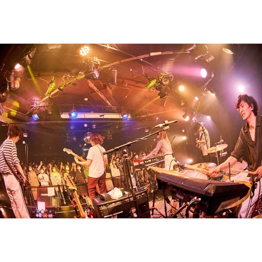 砂川一黄さんのインスタグラム写真 - (砂川一黄Instagram)「2022.4.12 shibuya eggman  Czecho No Republic 2022 Pretty Puff Puff Tour  Photo by @imdaisukesakai」4月18日 20時52分 - sunagawa_cnr